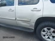 ✅ 2009 GMC Yukon SLT 4SB • VIN: 1GKFC33059R155834 • Lot: 42780792. Wystawiony na IAAI z przebiegiem 247 965 mil. Bezpłatny archiwum sprzedaży aukcyjnych z USA i szczegółowy raport historii pojazdu na DreamBid. Zdjęcie 6.