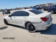 ✅ 2014 BMW 7 Series 750i • VIN: WBAYA8C51ED228303 • Lot: 50027605. Wystawiony na Copart z przebiegiem 91 419 mil. Bezpłatny archiwum sprzedaży aukcyjnych z USA i szczegółowy raport historii pojazdu na DreamBid. Zdjęcie 2.