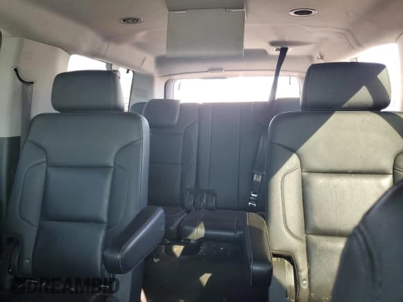 ✅ 2020 Chevrolet Suburban LT • VIN: 1GNSKHKC2LR114078 • Lot: 77198034. Listed on Copart with 113,731 mi. Free auction sales archive from the USA and detailed vehicle history report at DreamBid. Image 10.