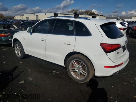 ✅ 2014 Audi Q5 Premium Plus • VIN: WA1DGAFP6EA011104 • Lot: 89632095. Listed on Copart with 189,337 mi. Free auction sales archive from the USA and detailed vehicle history report at DreamBid. Image 2.