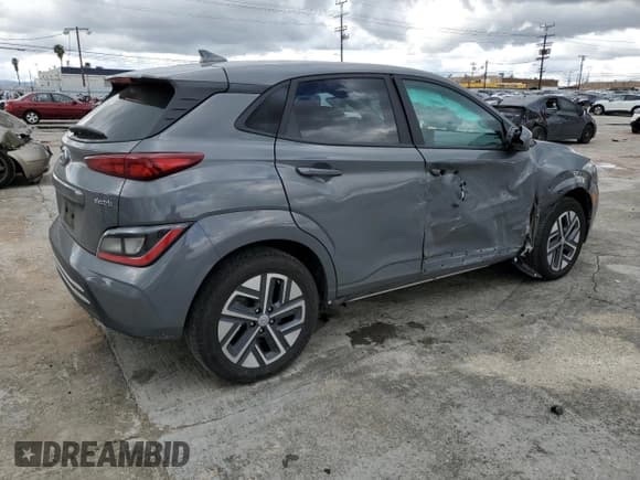✅ 2023 Hyundai Kona SE • VIN: KM8K23AG8PU183758 • Лот: 41914614. Опубликован ранее на Copart с пробегом 13 521 миль. Бесплатный доступ к архиву аукционных продаж из США и подробный отчёт об истории автомобиля на DreamBid. Изображение 3.