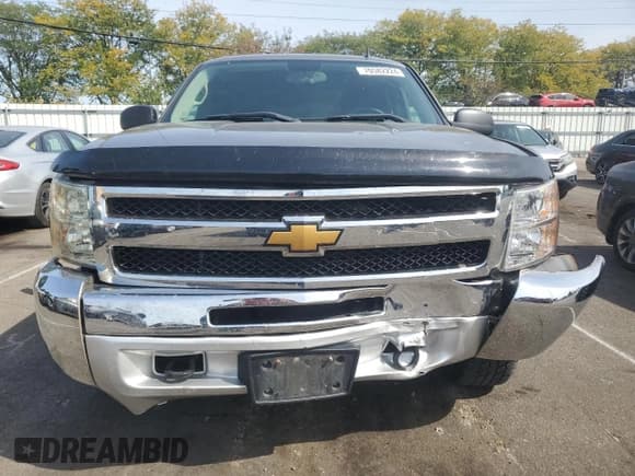 ✅ 2013 Chevrolet Silverado 1500 LT • VIN: 1GCRKSE77DZ267821 • Lot: 70582224. Listed on Copart with 146,978 mi. Free auction sales archive from the USA and detailed vehicle history report at DreamBid. Image 5.