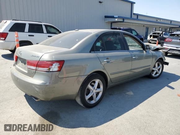 ✅ 2007 Hyundai Sonata SE • VIN: 5NPEU46F87H245994 • Лот: 68504045. Опубликован ранее на Copart с пробегом 161 530 миль. Бесплатный доступ к архиву аукционных продаж из США и подробный отчёт об истории автомобиля на DreamBid. Изображение 3.