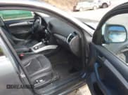 ✅ 2015 Audi Q5 Premium • VIN: WA1CFAFP8FA074592 • Lot: 43136529. Wystawiony na IAAI z przebiegiem 91 633 mil. Bezpłatny archiwum sprzedaży aukcyjnych z USA i szczegółowy raport historii pojazdu na DreamBid. Zdjęcie 5.