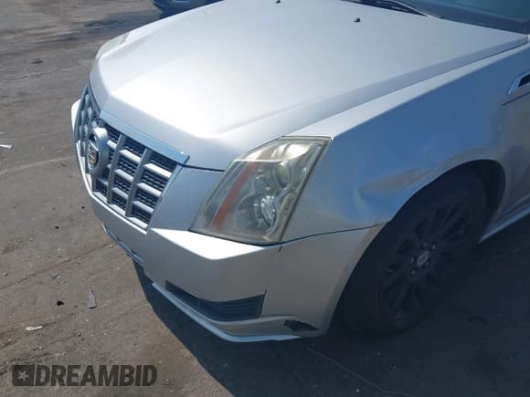 ✅ 2012 Cadillac CTS • VIN: 1G6DC5E51C0156873 • Lot: 42587421. Wystawiony na IAAI z przebiegiem 169 006 mil. Bezpłatny archiwum sprzedaży aukcyjnych z USA i szczegółowy raport historii pojazdu na DreamBid. Zdjęcie 13.