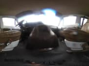 ✅ 1992 Dodge Passenger • VIN: 2B5WB35Y5NK172074 • Lot: 42010461. Wystawiony na IAAI z przebiegiem 101 961 mil. Bezpłatny archiwum sprzedaży aukcyjnych z USA i szczegółowy raport historii pojazdu na DreamBid. Zdjęcie 17.