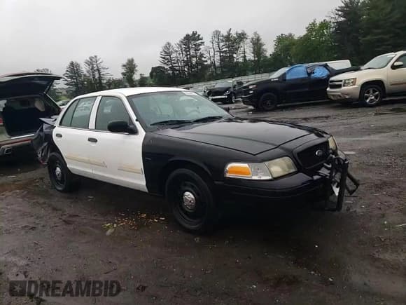 ✅ 2010 Ford Police Interceptor • VIN: 2FABP7BV9AX102198 • Лот: 56204475. Опубликован ранее на Copart с пробегом 88 768 миль. Бесплатный доступ к архиву аукционных продаж из США и подробный отчёт об истории автомобиля на DreamBid. Изображение 13.