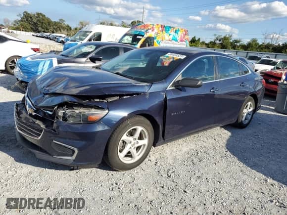 2017 Chevrolet Malibu LS z VIN 1G1ZB5ST3HF134797, wystawiony jako Copart lot #86459525 z przebiegiem 80 767 mil mil oraz Szkoda całkowita • Salvage title. Historia ofert i sprzedaży dostępna na DreamBid. Obrazek 1.