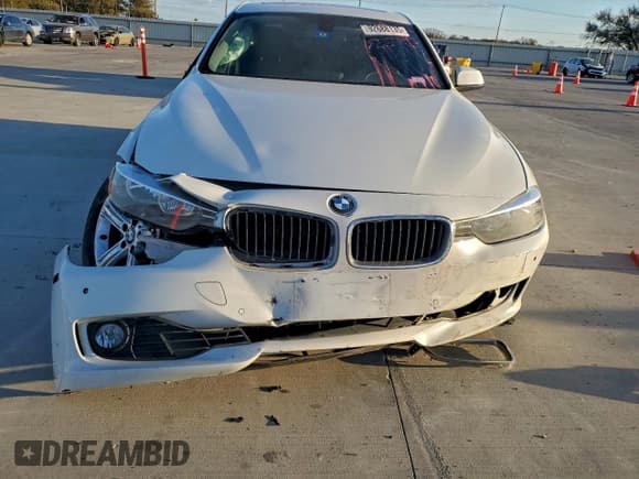 ✅ 2015 BMW 3 Series 328i • VIN: WBA3C1C55FP853279 • Lot: 92688135. Listed on Copart with 66,307 mi. Free auction sales archive from the USA and detailed vehicle history report at DreamBid. Image 5.