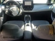 ✅ 2022 Toyota Corolla SE Nightshade • VIN: 5YFS4MCE6NP104307 • Lot: 82428005. Wystawiony na Copart z przebiegiem 51 722 mil. Bezpłatny archiwum sprzedaży aukcyjnych z USA i szczegółowy raport historii pojazdu na DreamBid. Zdjęcie 8.