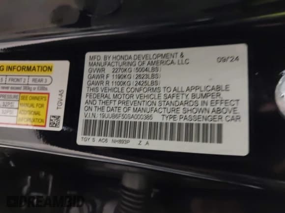 ✅ 2025 Acura TLX w/A-Spec Package • VIN: 19UUB6F50SA000385 • Lot: 41988181. Wystawiony na IAAI z przebiegiem 4 231 mil. Bezpłatny archiwum sprzedaży aukcyjnych z USA i szczegółowy raport historii pojazdu na DreamBid. Zdjęcie 9.