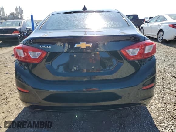 ✅ 2017 Chevrolet Cruze LS • VIN: 1G1BC5SM2H7262854 • Lot: 91597775. Wystawiony na Copart z przebiegiem 265 659 mil. Bezpłatny archiwum sprzedaży aukcyjnych z USA i szczegółowy raport historii pojazdu na DreamBid. Zdjęcie 6.