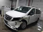 ✅ 2023 Mercedes-Benz Metris • VIN: W1WV0FEY8P4332203 • Лот: 41510870. Опубликован ранее на IAAI с пробегом 8 203 миль. Бесплатный доступ к архиву аукционных продаж из США и подробный отчёт об истории автомобиля на DreamBid. Изображение 15.