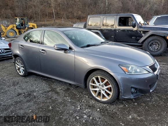 ✅ 2012 Lexus IS 250 • VIN: JTHCF5C21C5057061 • Лот: 94908305. Опубликован ранее на Copart с пробегом 131 056 миль. Бесплатный доступ к архиву аукционных продаж из США и подробный отчёт об истории автомобиля на DreamBid. Изображение 4.