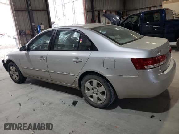 ✅ 2008 Hyundai Sonata GLS • VIN: 5NPET46CX8H384552 • Лот: 78253404. Опубликован ранее на Copart с пробегом 197 013 миль. Бесплатный доступ к архиву аукционных продаж из США и подробный отчёт об истории автомобиля на DreamBid. Изображение 2.