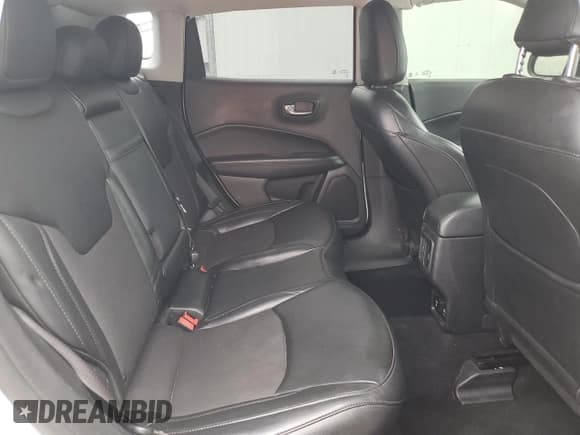 ✅ 2019 Jeep Compass Altitude • VIN: 3C4NJCBB0KT820121 • Lot: 69130805. Listed on Copart with 99,999 mi. Free auction sales archive from the USA and detailed vehicle history report at DreamBid. Image 11.