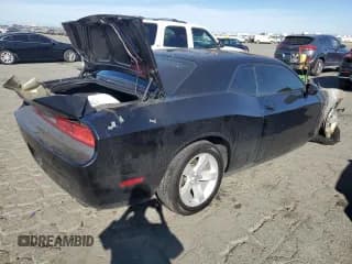 ✅ 2011 Dodge Challenger • VIN: 2B3CJ4DG2BH510939 • Lot: 76596314. Wystawiony na Copart z przebiegiem Nie podano. Bezpłatny archiwum sprzedaży aukcyjnych z USA i szczegółowy raport historii pojazdu na DreamBid. Zdjęcie 3.