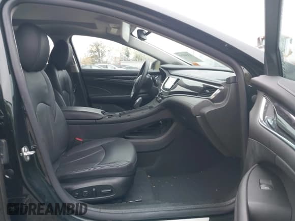 ✅ 2017 Buick LaCrosse Premium • VIN: 1G4ZS5SS5HU192108 • Lot: 43645240. Listed on IAAI with 53,069 mi. Free auction sales archive from the USA and detailed vehicle history report at DreamBid. Image 5.