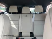 ✅ 2024 BMW X1 • VIN: WBX13EF0XR5Z97754 • Lot: 64200945. Wystawiony na Copart z przebiegiem 28 918 mil. Bezpłatny archiwum sprzedaży aukcyjnych z USA i szczegółowy raport historii pojazdu na DreamBid. Zdjęcie 10.