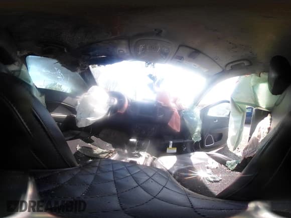 ✅ 2019 Jeep Compass Latitude • VIN: 3C4NJDBB5KT660906 • Lot: 42109583. Listed on IAAI with Not provided. Free auction sales archive from the USA and detailed vehicle history report at DreamBid. Image 18.