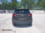 ✅ 2016 Mazda CX-5 Grand Touring • VIN: JM3KE2DY7G0782899 • Lot: 42949510. Wystawiony na IAAI z przebiegiem 85 502 mil. Bezpłatny archiwum sprzedaży aukcyjnych z USA i szczegółowy raport historii pojazdu na DreamBid. Zdjęcie 16.