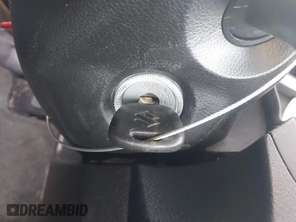 ✅ 2008 Suzuki Grand Vitara • VIN: JS3TE941284102332 • Lot: 41658081. Wystawiony na IAAI z przebiegiem 59 139 mil. Bezpłatny archiwum sprzedaży aukcyjnych z USA i szczegółowy raport historii pojazdu na DreamBid. Zdjęcie 11.