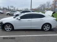 ✅ 2016 Acura TLX Technology • VIN: 19UUB1F56GA013295 • Lot: 42011330. Listed on IAAI with 98,256 mi. Free auction sales archive from the USA and detailed vehicle history report at DreamBid. Image 14.