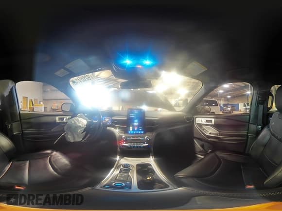 ✅ 2020 Ford Explorer ST • VIN: 1FM5K8GC4LGA75614 • Lot: 92024745. Wystawiony na Copart z przebiegiem 80 379 mil. Bezpłatny archiwum sprzedaży aukcyjnych z USA i szczegółowy raport historii pojazdu na DreamBid. Zdjęcie 15.