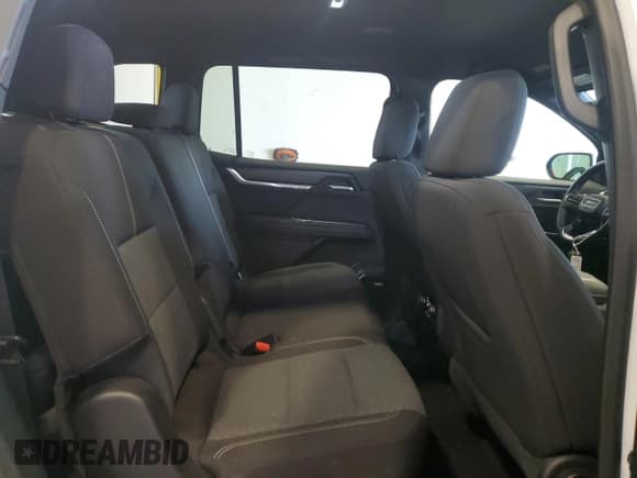 ✅ 2025 GMC Acadia AWD Elevation • VIN: 1GKENNRS9SJ145967 • Lot: 86275935. Wystawiony na Copart z przebiegiem Nie podano. Bezpłatny archiwum sprzedaży aukcyjnych z USA i szczegółowy raport historii pojazdu na DreamBid. Zdjęcie 11.