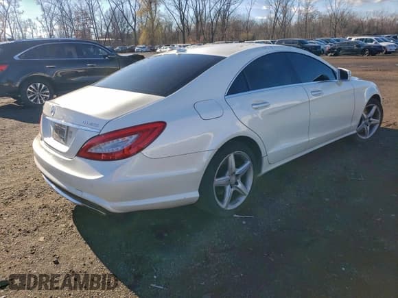 ✅ 2014 Mercedes-Benz CLS 550 • VIN: WDDLJ9BB7EA102528 • Лот: 94179405. Опубликован ранее на Copart с пробегом 153 872 миль. Бесплатный доступ к архиву аукционных продаж из США и подробный отчёт об истории автомобиля на DreamBid. Изображение 3.