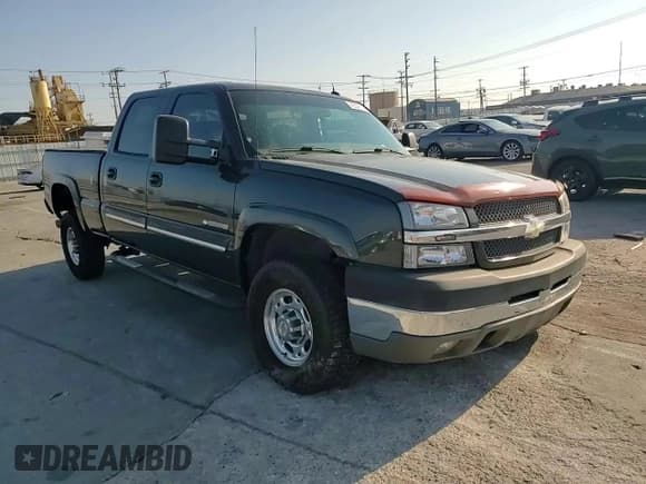 ✅ 2004 Chevrolet Silverado 2500HD LT • VIN: 1GCHC23U34F184471 • Lot: 76327124. Listed on Copart with 63,789 mi. Free auction sales archive from the USA and detailed vehicle history report at DreamBid. Image 11.