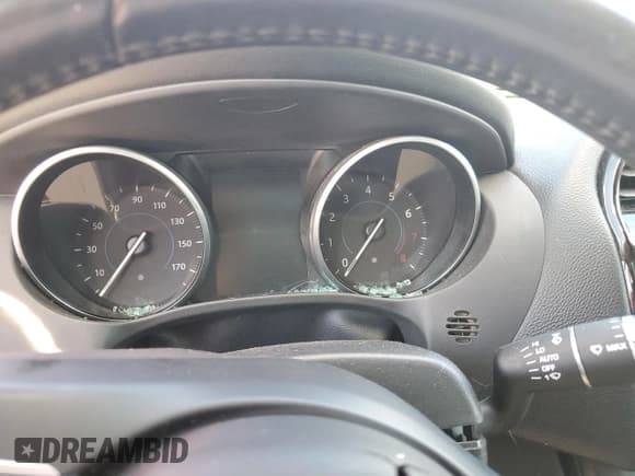 ✅ 2018 Jaguar F-Pace 25t Premium • VIN: SADCJ2FX0JA258030 • Lot: 69752515. Listed on Copart with Not provided. Free auction sales archive from the USA and detailed vehicle history report at DreamBid. Image 9.