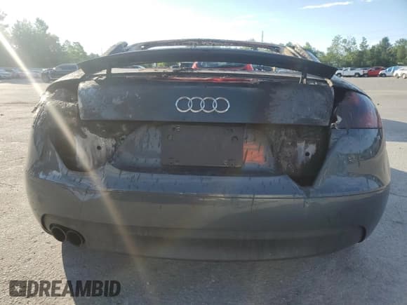 ✅ 2010 Audi TT • VIN: TRUFFAFK6A1020228 • Лот: 65330815. Опубликован ранее на Copart с пробегом Не указан. Бесплатный доступ к архиву аукционных продаж из США и подробный отчёт об истории автомобиля на DreamBid. Изображение 6.
