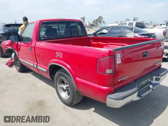✅ 2000 Chevrolet S-10 LS • VIN: 1GCCS1440Y8107525 • Лот: 42244465. Опубликован ранее на IAAI с пробегом 133 610 миль. Бесплатный доступ к архиву аукционных продаж из США и подробный отчёт об истории автомобиля на DreamBid. Изображение 3.