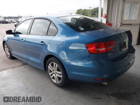✅ 2015 Volkswagen Jetta S • VIN: 3VW2K7AJXFM237357 • Lot: 43874049. Listed on IAAI with 147,720 mi. Free auction sales archive from the USA and detailed vehicle history report at DreamBid. Image 3.