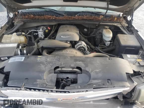 ✅ 2004 Chevrolet Silverado 1500 LS • VIN: 2GCEC13TX41405446 • Лот: 84387465. Опубликован ранее на Copart с пробегом 150 655 миль. Бесплатный доступ к архиву аукционных продаж из США и подробный отчёт об истории автомобиля на DreamBid. Изображение 11.