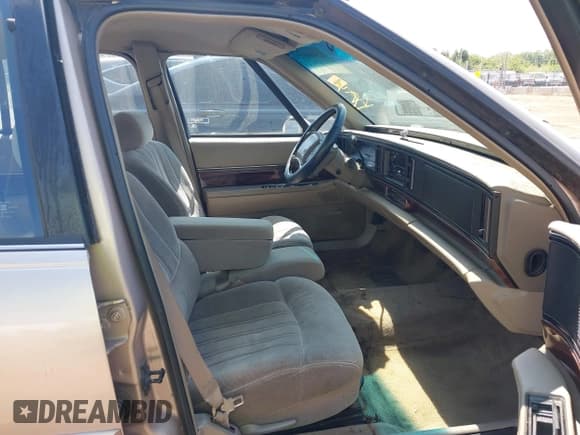 ✅ 1998 Buick LeSabre Custom • VIN: 1G4HP52K4WH482441 • Lot: 42949077. Listed on IAAI with 119,806 mi. Free auction sales archive from the USA and detailed vehicle history report at DreamBid. Image 5.