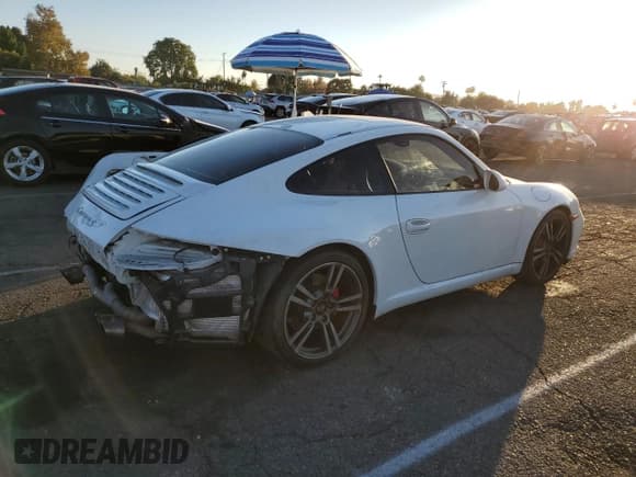 ✅ 2011 Porsche 911 Carrera S • VIN: WP0AB2A98BS720807 • Lot: 79286514. Wystawiony na Copart z przebiegiem 47 895 mil. Bezpłatny archiwum sprzedaży aukcyjnych z USA i szczegółowy raport historii pojazdu na DreamBid. Zdjęcie 3.