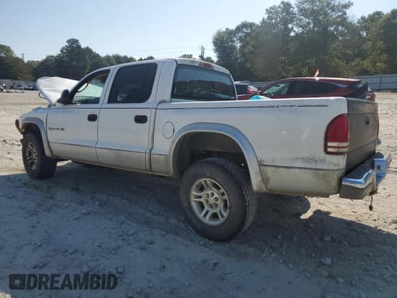 ✅ 2001 Dodge Dakota Sport • VIN: 1B7GG2AN31S213661 • Lot: 81710275. Wystawiony na Copart z przebiegiem Nie podano. Bezpłatny archiwum sprzedaży aukcyjnych z USA i szczegółowy raport historii pojazdu na DreamBid. Zdjęcie 2.