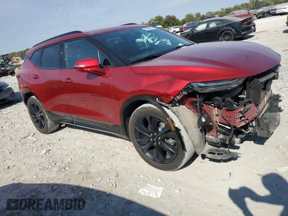 2022 Chevrolet Blazer RS z VIN 3GNKBKRS2NS153750, wystawiony jako Copart lot #86630865 z przebiegiem 30 336 mil mil oraz Szkoda całkowita • Salvage title. Historia ofert i sprzedaży dostępna na DreamBid. Obrazek 4.