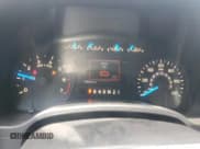 ✅ 2017 Ford F-150 XL • VIN: 1FTMF1CP5HKE20321 • Lot: 57850035. Wystawiony na Copart z przebiegiem 179 640 mil. Bezpłatny archiwum sprzedaży aukcyjnych z USA i szczegółowy raport historii pojazdu na DreamBid. Zdjęcie 9.