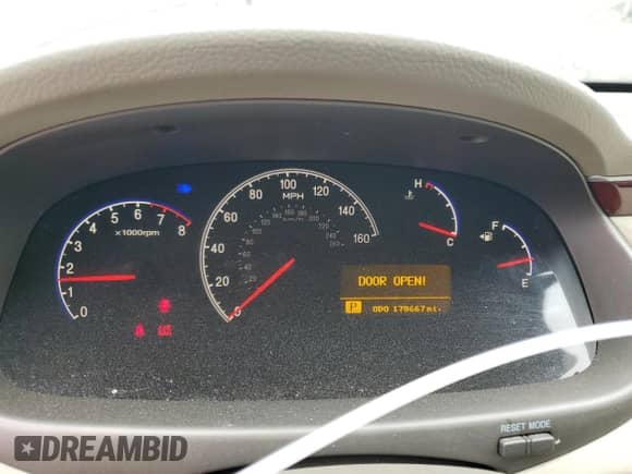 2006 Hyundai Azera SE с VIN KMHFC46F76A054625, выставлен на аукционе Copart как лот 56588315 с пробегом 178 667 миль миль и Списание • Salvage title. История ставок и продаж доступна на DreamBid. Изображение 9.