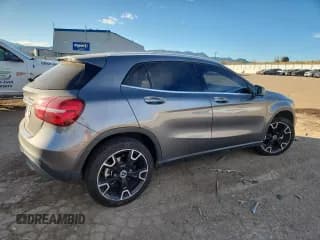 ✅ 2019 Mercedes-Benz GLA 250 • VIN: WDCTG4GB5KJ597452 • Лот: 90314865. Опубликован ранее на Copart с пробегом 36 559 миль. Бесплатный доступ к архиву аукционных продаж из США и подробный отчёт об истории автомобиля на DreamBid. Изображение 3.