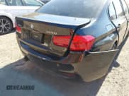 ✅ 2016 BMW 3 Series 328i xDrive • VIN: WBA8E3C59GK503986 • Лот: 43492227. Опубликован ранее на IAAI с пробегом 209 899 миль. Бесплатный доступ к архиву аукционных продаж из США и подробный отчёт об истории автомобиля на DreamBid. Изображение 16.