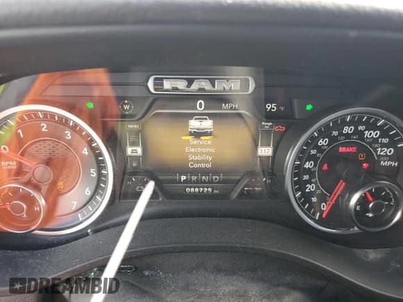 ✅ 2020 Ram 1500 Big Horn • VIN: 1C6SRFFT1LN408461 • Lot: 69550025. Listed on Copart with 88,725 mi. Free auction sales archive from the USA and detailed vehicle history report at DreamBid. Image 9.