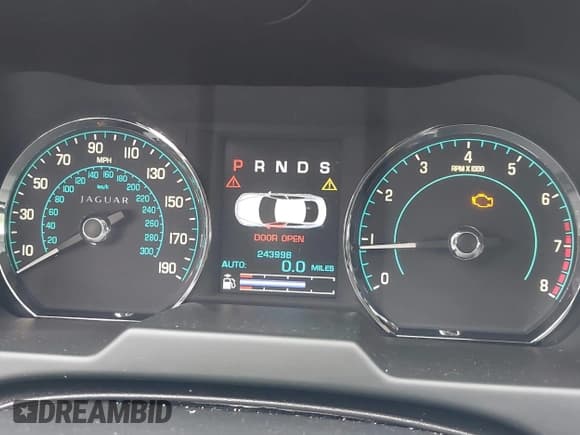 ✅ 2013 Jaguar XF RWD • VIN: SAJWA0ES4DPU08386 • Lot: 43091278. Listed on IAAI with 243,998 mi. Free auction sales archive from the USA and detailed vehicle history report at DreamBid. Image 7.