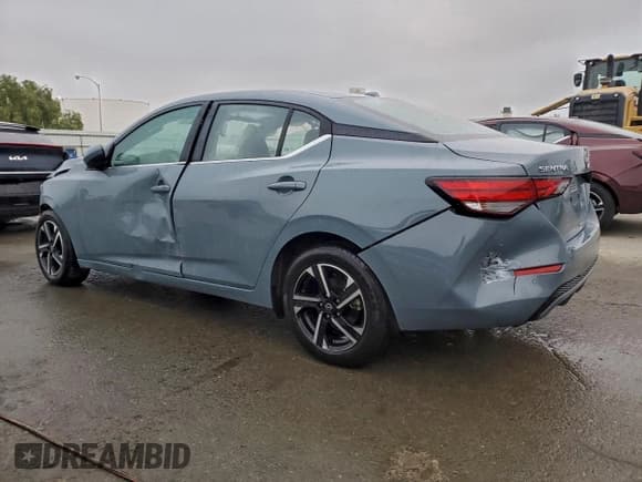 ✅ 2024 Nissan Sentra SV • VIN: 3N1AB8CV3RY370661 • Lot: 96113695. Wystawiony na Copart z przebiegiem 39 082 mil. Bezpłatny archiwum sprzedaży aukcyjnych z USA i szczegółowy raport historii pojazdu na DreamBid. Zdjęcie 2.