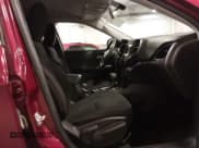 ✅ 2019 Jeep Cherokee Latitude • VIN: 1C4PJMCB6KD335596 • Lot: 42278242. Wystawiony na IAAI z przebiegiem 88 244 mil. Bezpłatny archiwum sprzedaży aukcyjnych z USA i szczegółowy raport historii pojazdu na DreamBid. Zdjęcie 5.