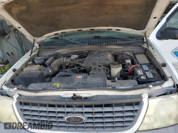 ✅ 2003 Ford Explorer XLS • VIN: 1FMZU72K43ZB14002 • Lot: 54345655. Listed on Copart with 161,924 mi. Free auction sales archive from the USA and detailed vehicle history report at DreamBid. Image 12.