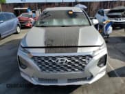 ✅ 2019 Hyundai Santa Fe SE • VIN: 5NMS23AD7KH025809 • Lot: 59052304. Wystawiony na Copart z przebiegiem 72 424 mil. Bezpłatny archiwum sprzedaży aukcyjnych z USA i szczegółowy raport historii pojazdu na DreamBid. Zdjęcie 5.